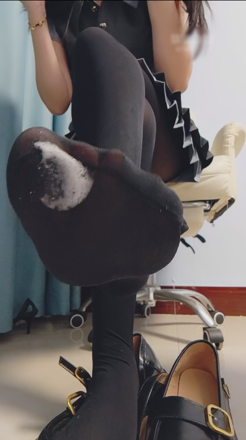 玩物直播魔音女主微莱-20251008 第一视角-剧情灯之反差妹妹【1V】【400MB百度云】