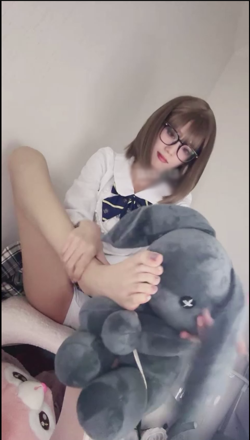 玩物直播奶叮S-251022 第一视角-裸足颜盯【1V】【823MB百度云】