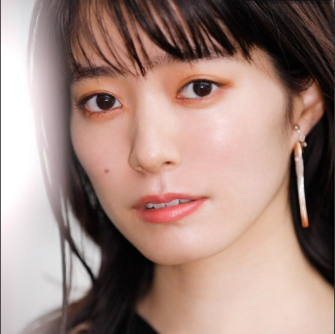 吃瓜日本著名演员模特橘凜々子女上位骑乘1v400mb-福利岛