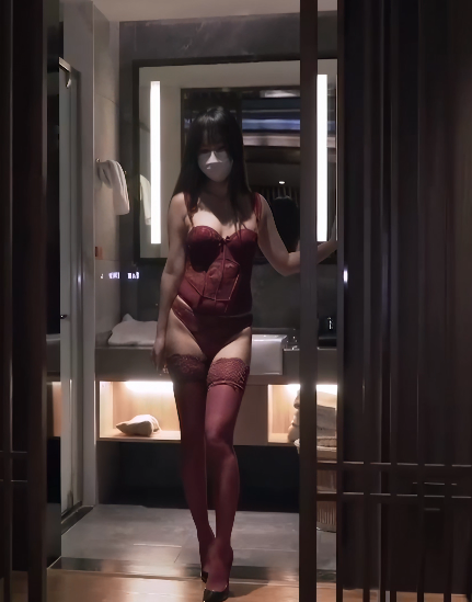 3250 【娜娜Nana_taipei】淫荡的姐姐教我性知识-福利岛