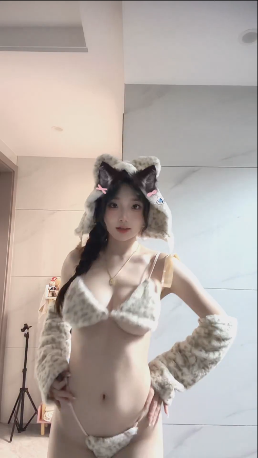 【新】抖音sunny-77-推特舞蹈视频【177V】【406MB百度云】