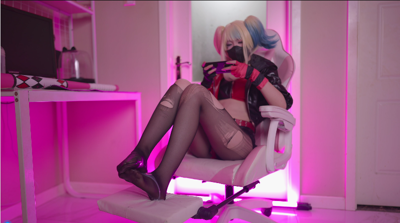 NO.1295 B站兔兔不想上班啊充电专属-小丑女 1V-福利岛