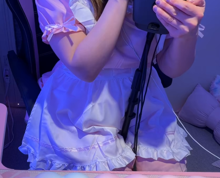 輝月さくら 20251122 nico 【無料パートあり♡】メイドさんにいっぱいご奉仕耳舐めされてトロトロになっちゃう♡ 1V357M百度盘-福利岛