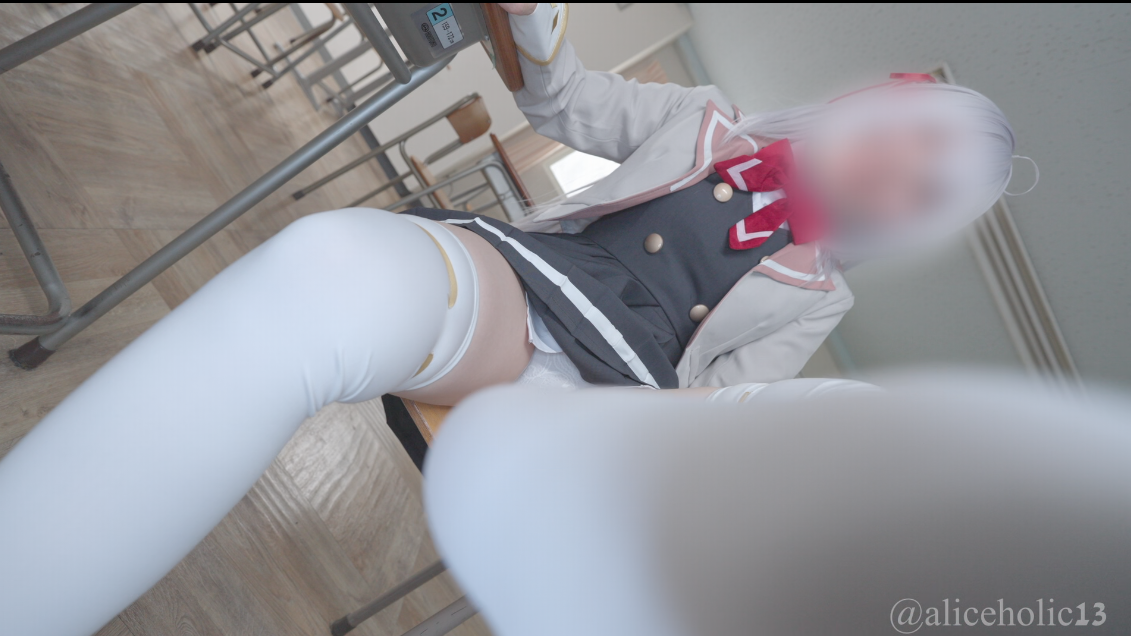 【新】aliceholic13 艾莉-足交【1V 1.63GB】-福利岛