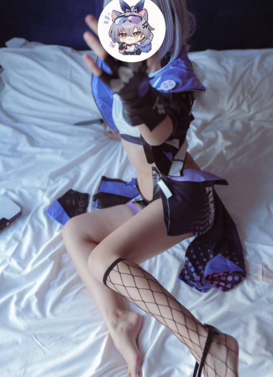 福利姬-喵糖映画-银狼（80P,2V,458M）-福利岛