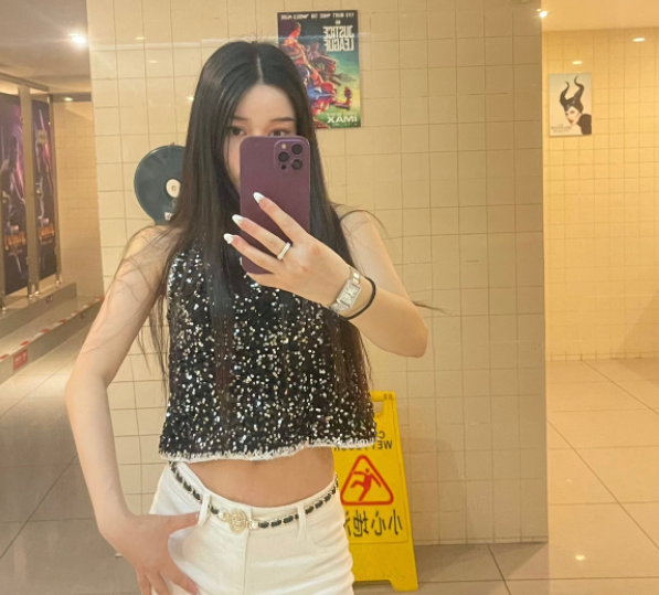 超人气骚御姐-xiaowunv-of原版新 粉丝定制:睡觉醒来的自慰(1V,938M)-福利岛