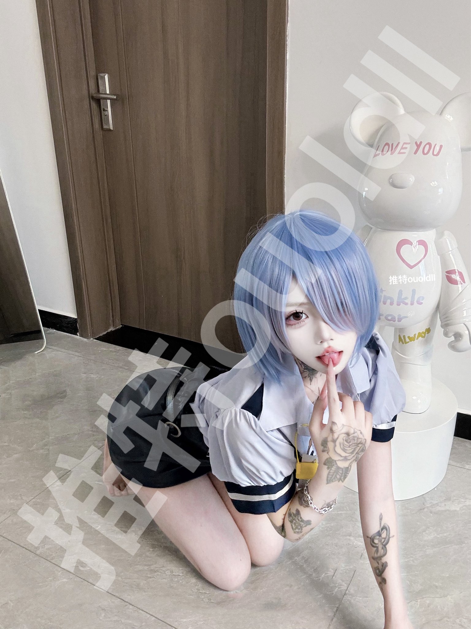 极品福利姬【ouoldll喵】露脸! 28v 700M-福利岛