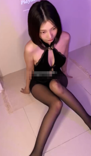 3491 《黑丝自慰篇》极品白虎骚穴全部是水-福利岛