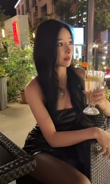 约啪大神-总华探长的狗-新 保时捷2 抖音红人(1V,1.11G)-福利岛