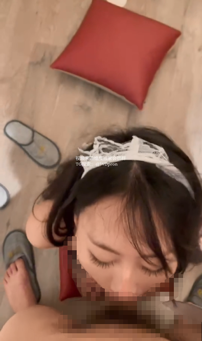 3530 《淫纹女仆露脸反差女》性感黑丝女仆套装,跪着第一视角在酒店啪啪,背后纹着淫纹,后入骚货被干的哇哇叫9V-福利岛