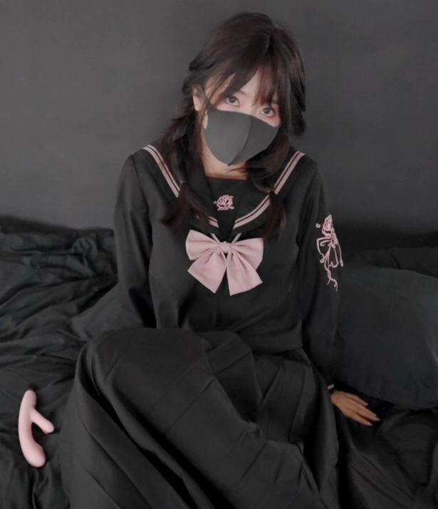 玩偶姐姐 HongKongDoll-12.7私信新 水手服又来了(2V,515M)-福利岛