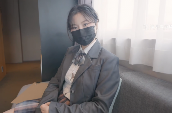 女高中生与老师的纯爱故事娜娜Nana_taipei4K-福利岛