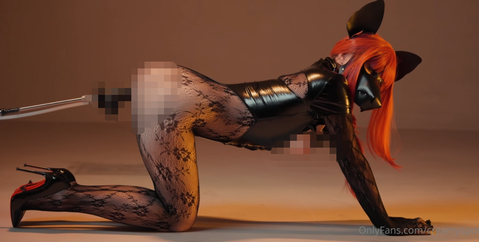 欧美炮机自慰博主【CreamySpot】黑丝母犬 玛奇玛 炮机后入 骚穴中出 【1V 1.34GB】-福利岛