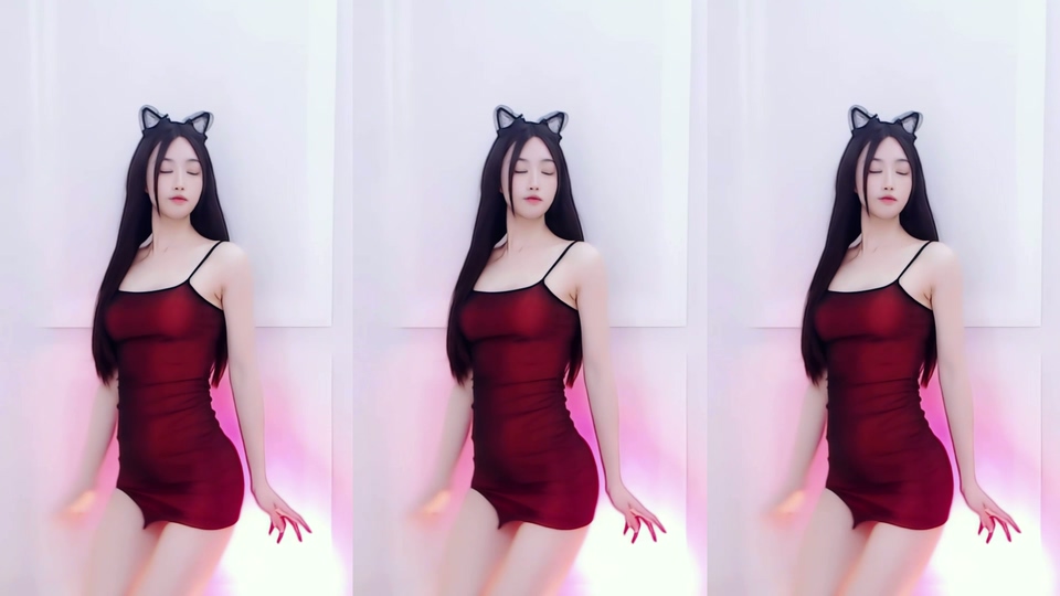 网易cc 草莓付费无水定制 包臀露内诱惑骚舞【5V】【1.38G】 预览图 11