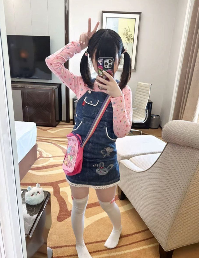 小小呆 推特极品少萝188门槛 口交做爱合集 【2P 11V 179MB】-福利岛