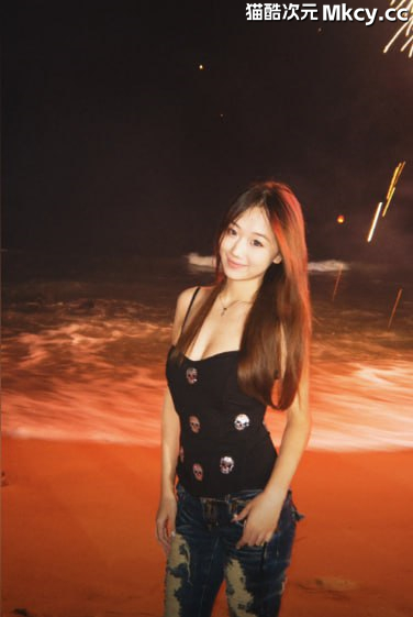 劉依婷-湖南邵陽-JK肉絲性愛日常[4p+6v/1.4G] 预览图 3