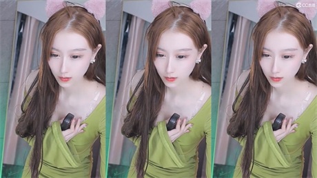 ❣️推荐❣️网易CC骚主播【静静妹妹】裸舞诱惑，跳舞赚不到钱下海做母狗，被大哥颜射，憋了多久射这么多【15V】【4.1G】 预览图 7