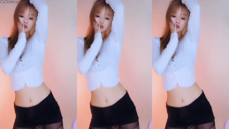 【CC 安静不了】极限骚舞 短裙黑丝 露内裤内衣 非常骚【5V】【663M】 预览图 6