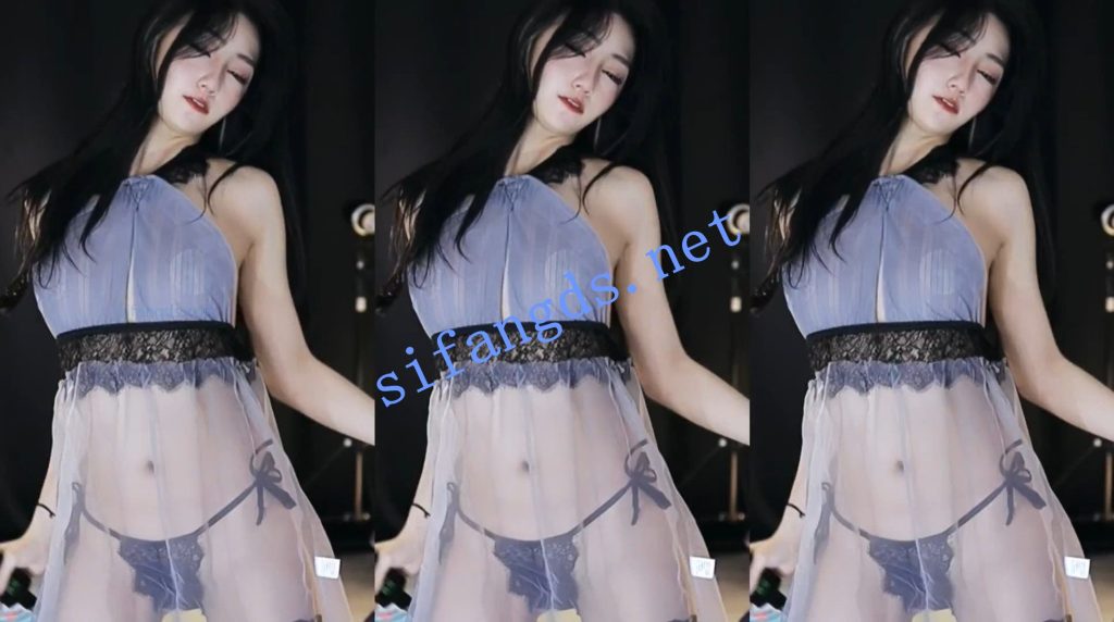 【CC】星也！露毛露逼热舞定制【7V】【1.31G】 预览图 3