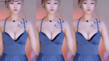 【CC 安静不了】极限骚舞 短裙黑丝 露内裤内衣 非常骚【5V】【663M】 预览图 1