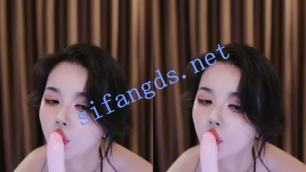 【CC重磅】温凉！插逼喷水露脸定制 首发！【3V】【597M】 预览图 7