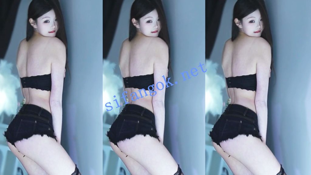 虎牙 学院直播间 新人JK反差骚萌热舞【13V】【1.34G】 预览图 2