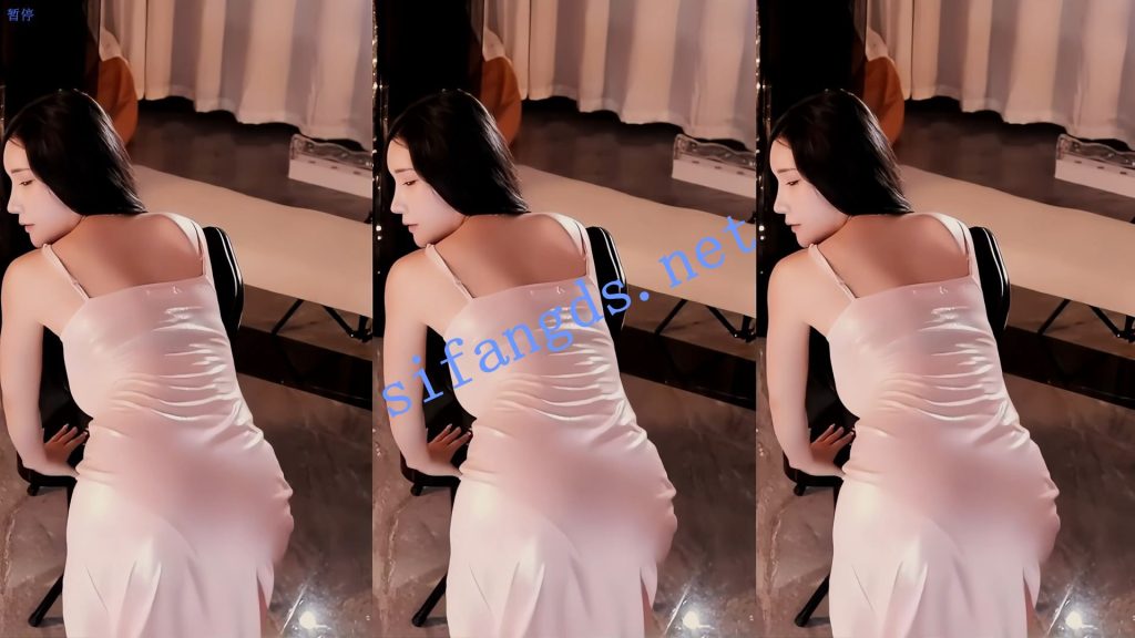 【虎牙】颜色仙仙 经典骚舞精选合集【18V】【2.42G】 预览图 3