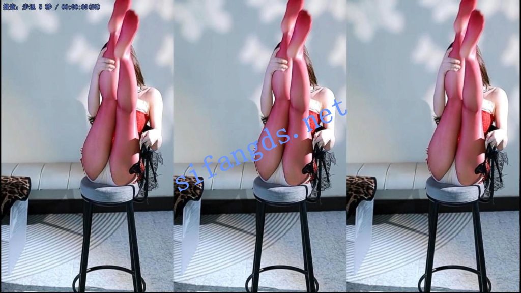 【虎牙今日赛事】午夜舞会，今晚奶罩啥的又开始飞了【16V】【2.42G】 预览图 2