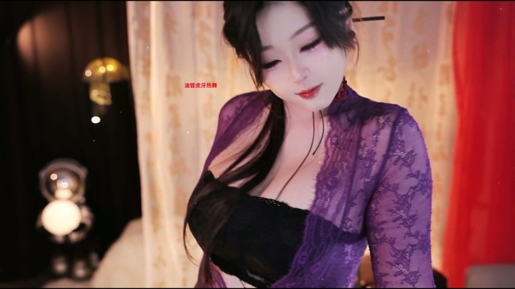 【永久会员专享】【虎牙福利】 香江肉肉 群定制福利合集！【10V】【2.65G】 预览图 5