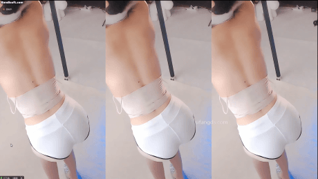 【虎牙 白千涵】双视角 交叉衣脱抹胸骚舞 揉大奶 脱衣服【2V】【350M】 预览图 2