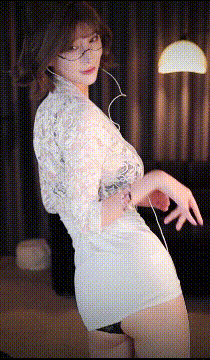 虎牙 张爱玲-12 大尺度骚舞+爆乳娇妻 春药等大尺度剧情【8V】【3.42G】 预览图 4