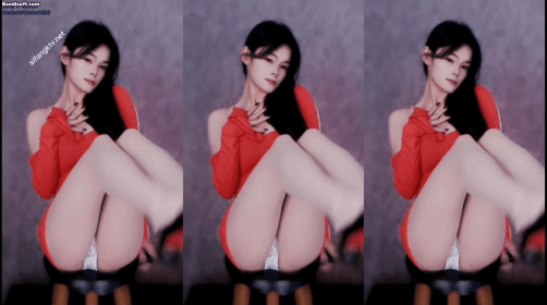 【无水印】【C 小果】性感妖娆诱惑骚舞 露内揉奶骚表情 岔开大腿 很顶【2V】【1.06G】 预览图 2