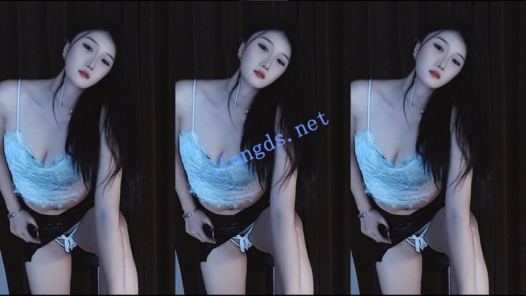 【网易CC】冰淇淋 透视丁字裤 露毛定制【6V】【1.14G】 预览图 5