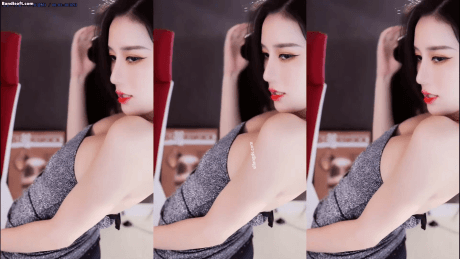 重磅【虎牙 车老板】内裤定制 尺度很大 丝袜美腿 【4V】【1.3G】 预览图 1