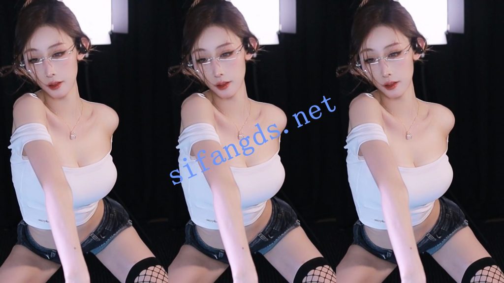 ⭐【虎牙直播】S43 丝袜长腿高跟 性感诱惑骚舞【79V】【14.9G】 预览图 19