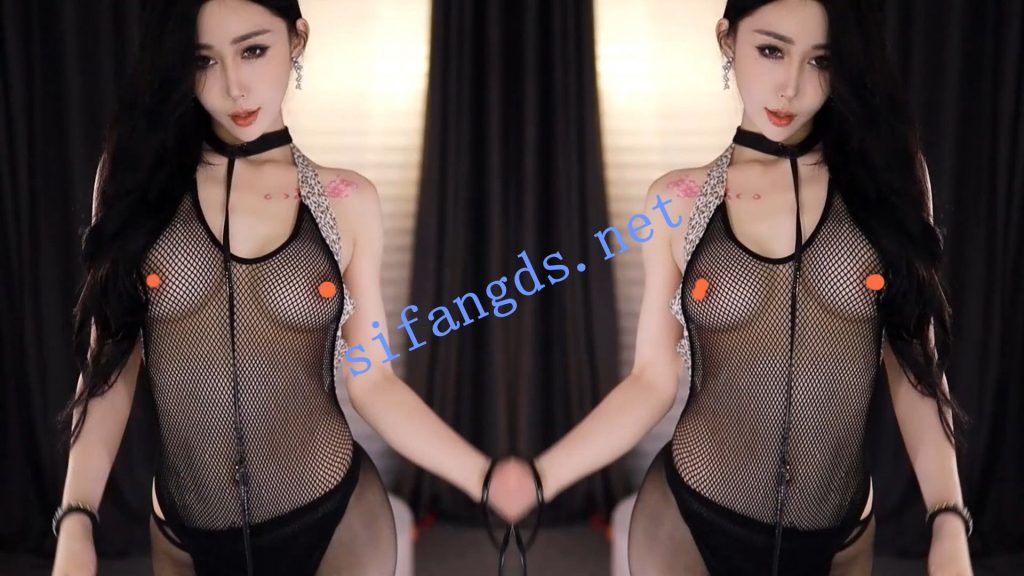 【虎牙】桃一！道具插逼裸舞定制！首发！【1V】【243M】 预览图 5