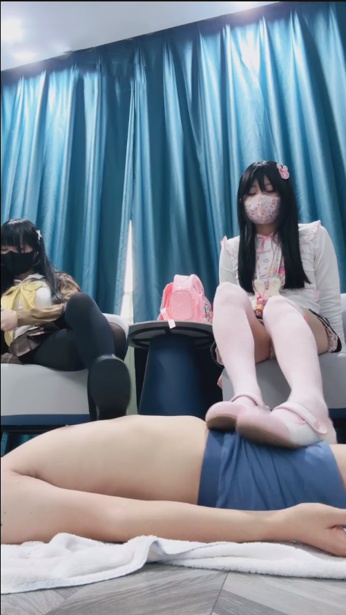 玩物直播砂糖-251103 双主调教狗狗【1v】【347MB百度云】 预览图 3