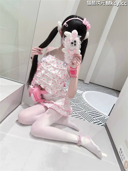 肉肉-白虎推特大尺度视图私拍粉嫩鲍鱼扩阴 [18V+79P/585M] 预览图 7