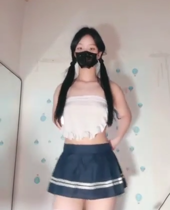 快手极品嫩妹-小羊aa-裸舞自慰福利(46V,1.35G)-福利岛