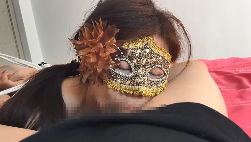 沈阳大神『风华正茂』调教女M 绳艺捆绑口交2v 预览图 2