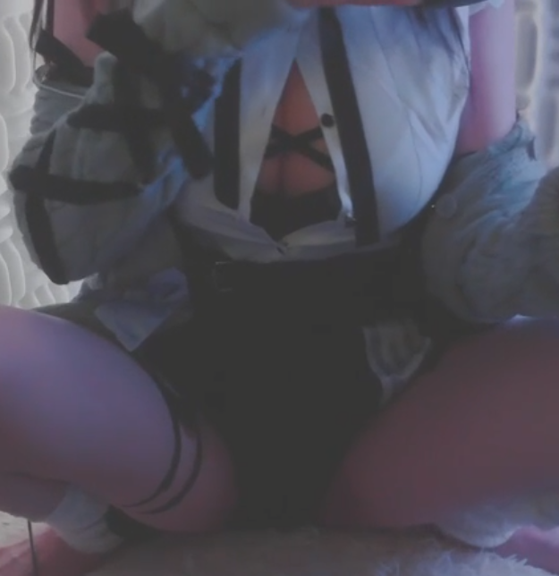 花之宮明里2025_10_04【実写LIVE】えちちなコスプレ_耳舐め 1V533M百度盘