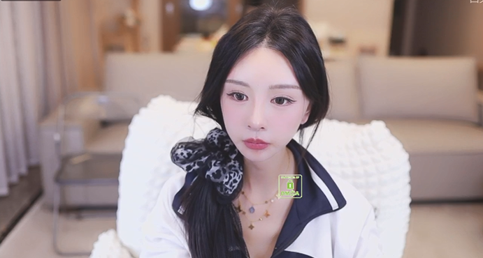 源码录制【Bella-999】史上最美女主播3v-福利岛