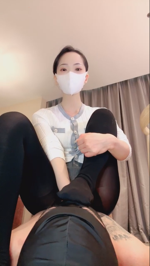 玩物直播晩晩-251120 厚黑室息榨精【1V】【431MB百度云】 预览图 1