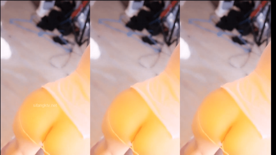 【网易CC 苏烟】情趣内衣 巨乳高颜值！【6V】【687M】 预览图 2