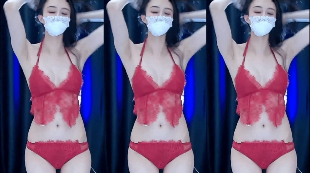 【网易CC 白妖妖】超顶森林 目前最强！强烈推荐！【5V】【3.8G】 预览图 1