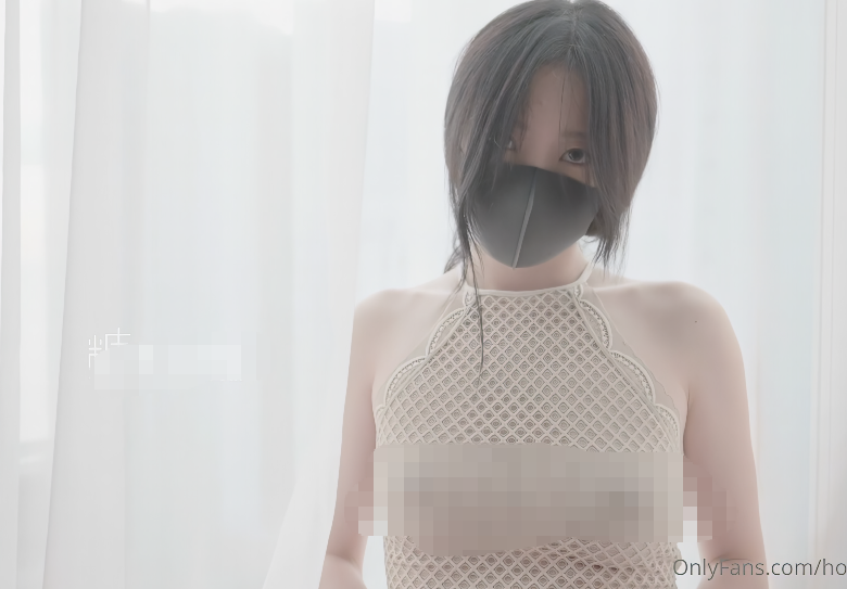 【HongKongdoll玩偶姐姐】假屌自慰 预览图 1