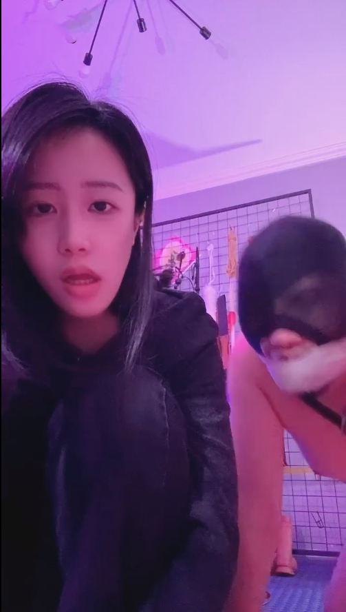 玩物直播琴月s-251118 调教骚货小狗【1V】【451MB百度云】 预览图 3