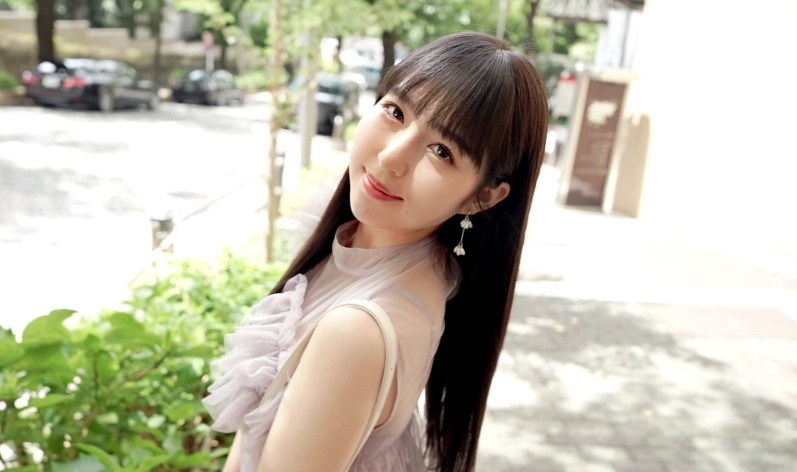 纱裙女孩一部 预览图 1