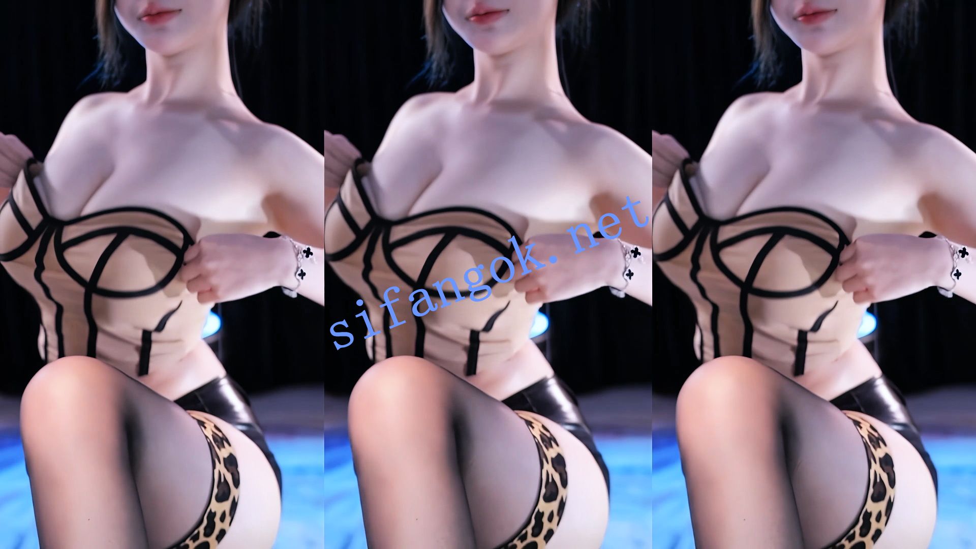 【斗鱼】谁的小棉袄呢，超火高定新出10V，尺度绝顶【10V】【1.09G】 预览图 16