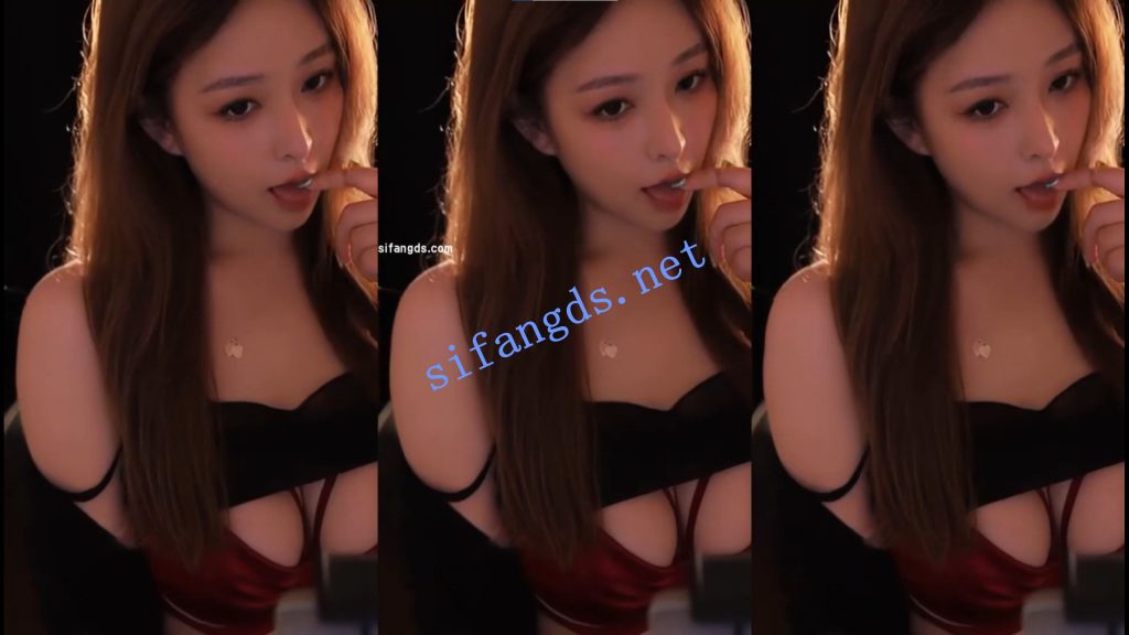 【斗鱼】lone考拉 搓乳头 漏毛 大尺度万元定制【8V】【702M】 预览图 12